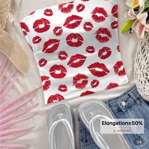 SHEIN White and Red Lip Print Tube Top